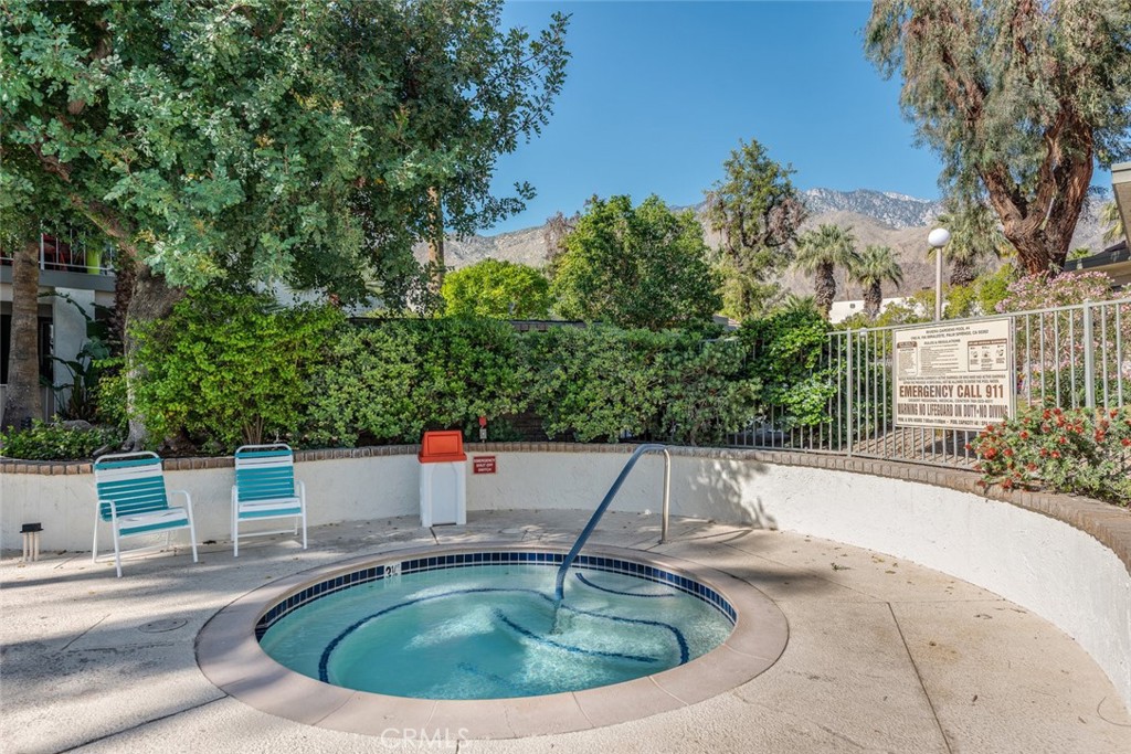 Riviera Gardens (33125) - Residential