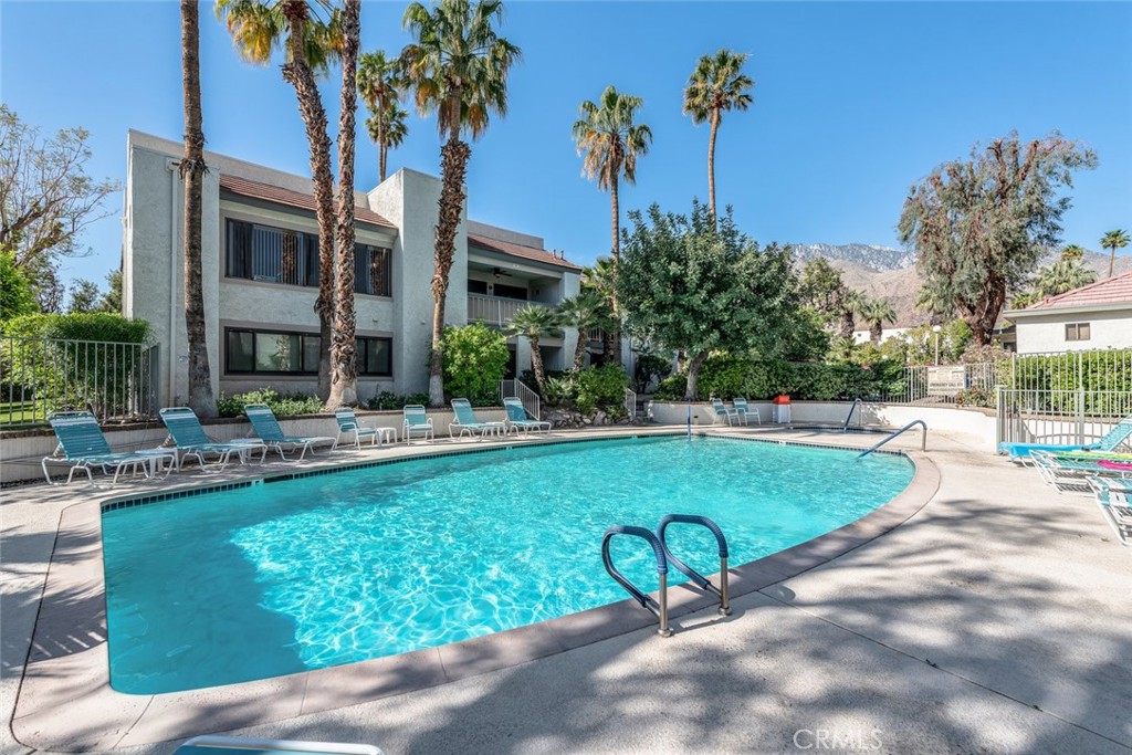 Riviera Gardens (33125) - Residential