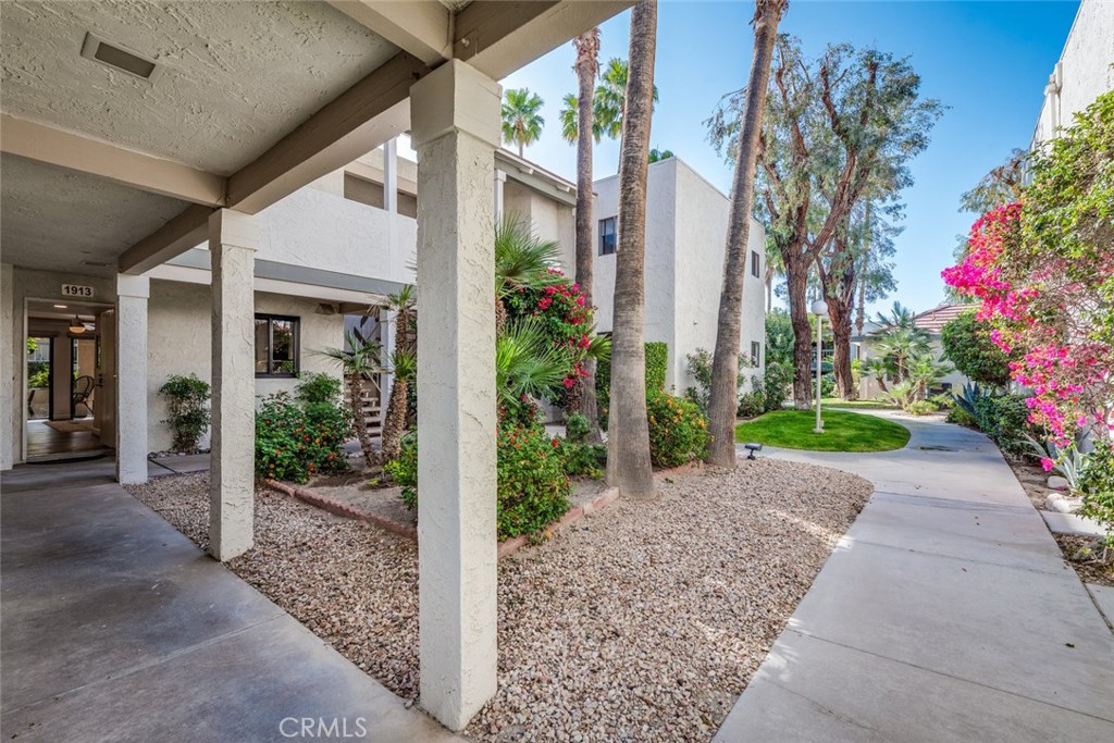Riviera Gardens (33125) - Residential