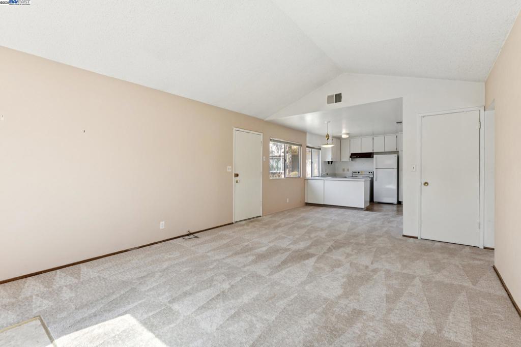 27439 Ponderosa Ct