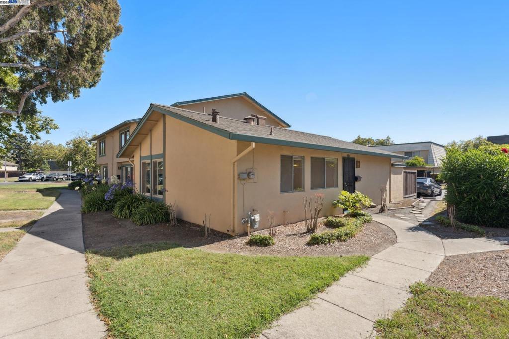 Discover this charming single-story corner townhouse in the highly desirable Glen Eden community of Hayward—a perfect starter home close to everything! This well-maintained 2-bedroom, 1-bath home offers 884 sq ft of comfortable living space with high ceilings, newer carpet, energy-efficient dual-pane windows throughout, and newer water heater. Enjoy the convenience of in-unit laundry, an attached 2-carport, and a private backyard complete with a storage unit. The fantastic location puts you just minutes from the 880 and 92 freeways, parks, St. Rose Hospital, Chabot College, Costco, and major shopping centers. The HOA covers exterior maintenance, roof, siding, painting, building insurance, and common areas. Located in a pet-friendly community with no rental restrictions, this move-in-ready home offers both comfort and flexibility for first-time buyers or investors.