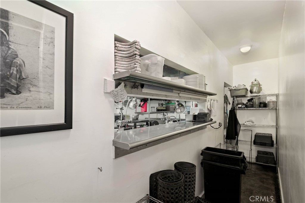 1141 Aviation Boulevard