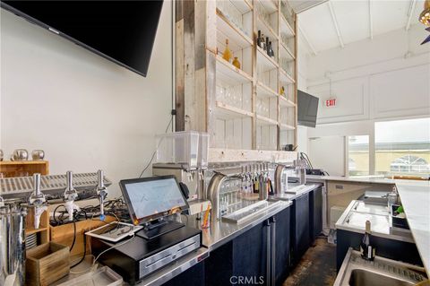 Photo of 1141 Aviation Boulevard, Hermosa Beach, CA 90254 (MLS # SB25275425)