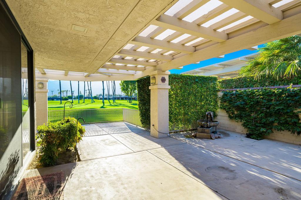 15 Duke Drive