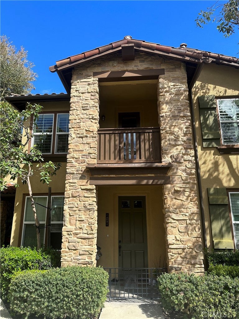 Photo of 213 Danbrook, Irvine, CA 92603 (MLS # NP26136303)