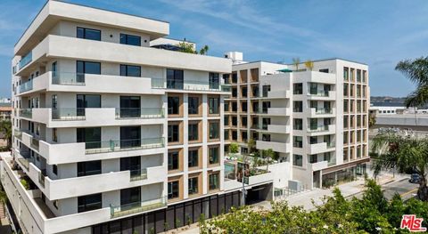 Photo of 10375 W Washington Blvd Boulevard #308, Culver City, CA 90232 (MLS # 25592199) Photo of 10375 W Washington Blvd Boulevard #308, Culver City, CA 90232 (MLS # 25592199)