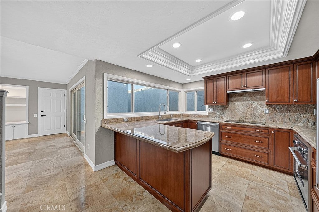 7119 Island Village Drive