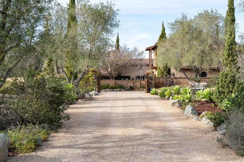 San Diego, California 92127, United States, 8 Bedrooms Bedrooms, ,8 BathroomsBathrooms,Residential,Active,181431