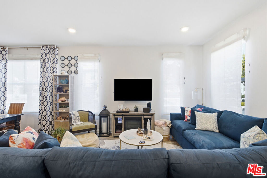 348 Dominguez Street