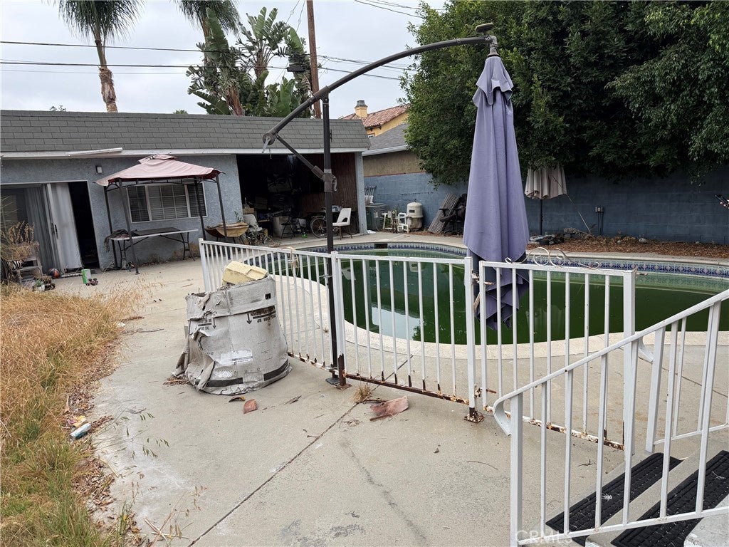 839 N Florence Street