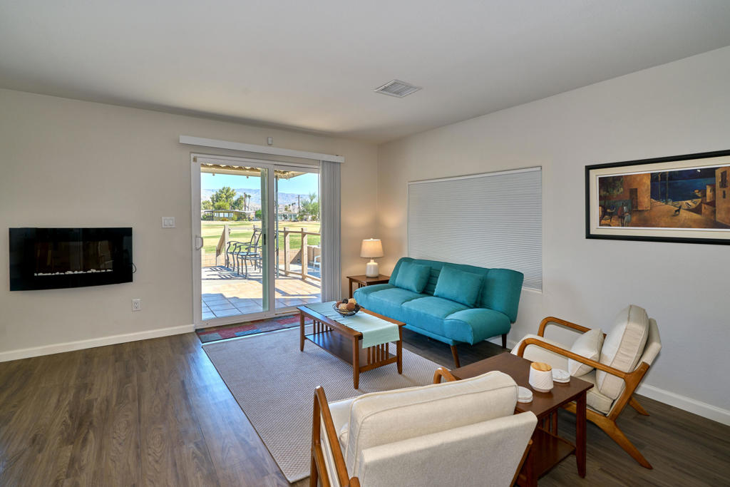 Tri Palm Estates - Manufactured In Park