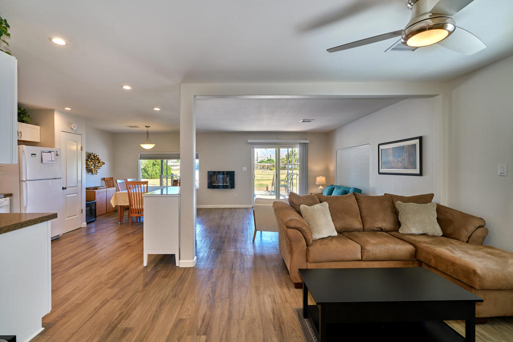 Tri Palm Estates - Manufactured In Park