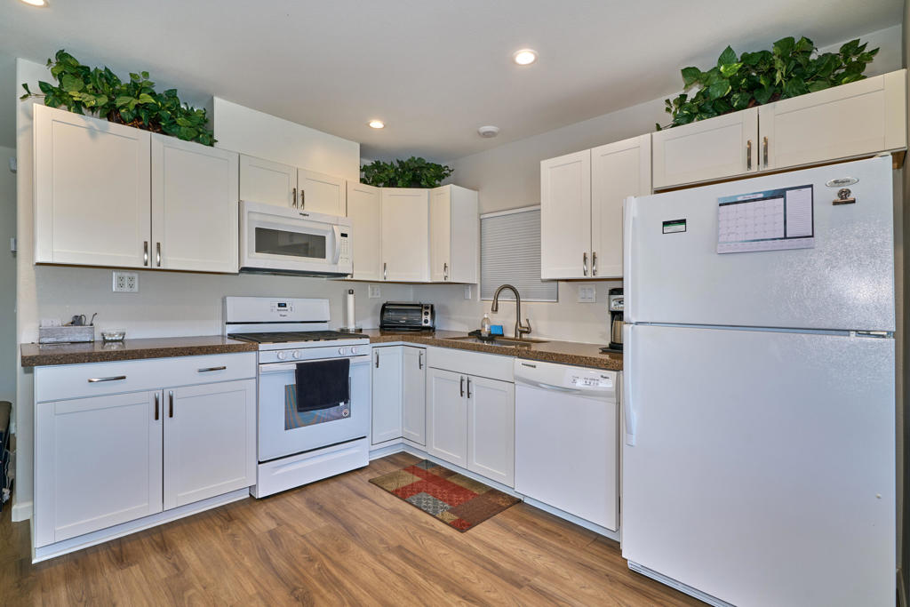 Tri Palm Estates - Manufactured In Park