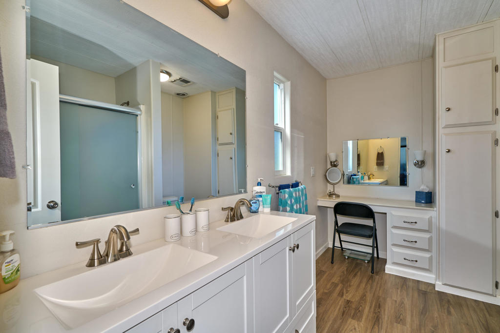 Tri Palm Estates - Manufactured In Park