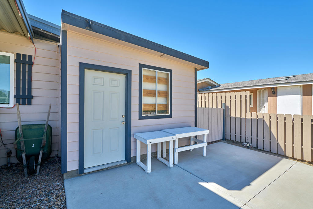 Tri Palm Estates - Manufactured In Park