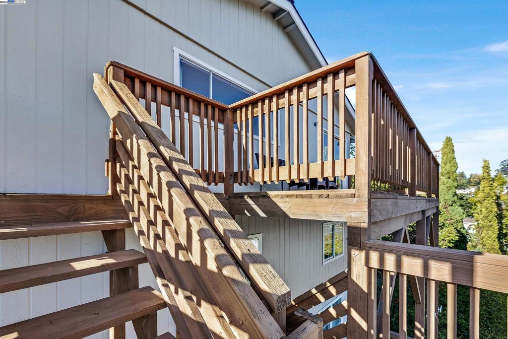 CASTRO VALLEY - Residential