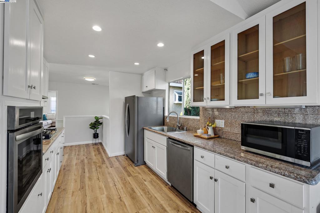 CASTRO VALLEY - Residential