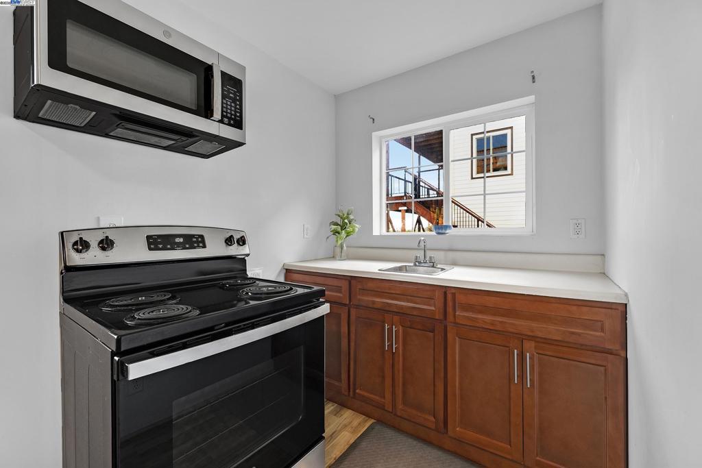 CASTRO VALLEY - Residential