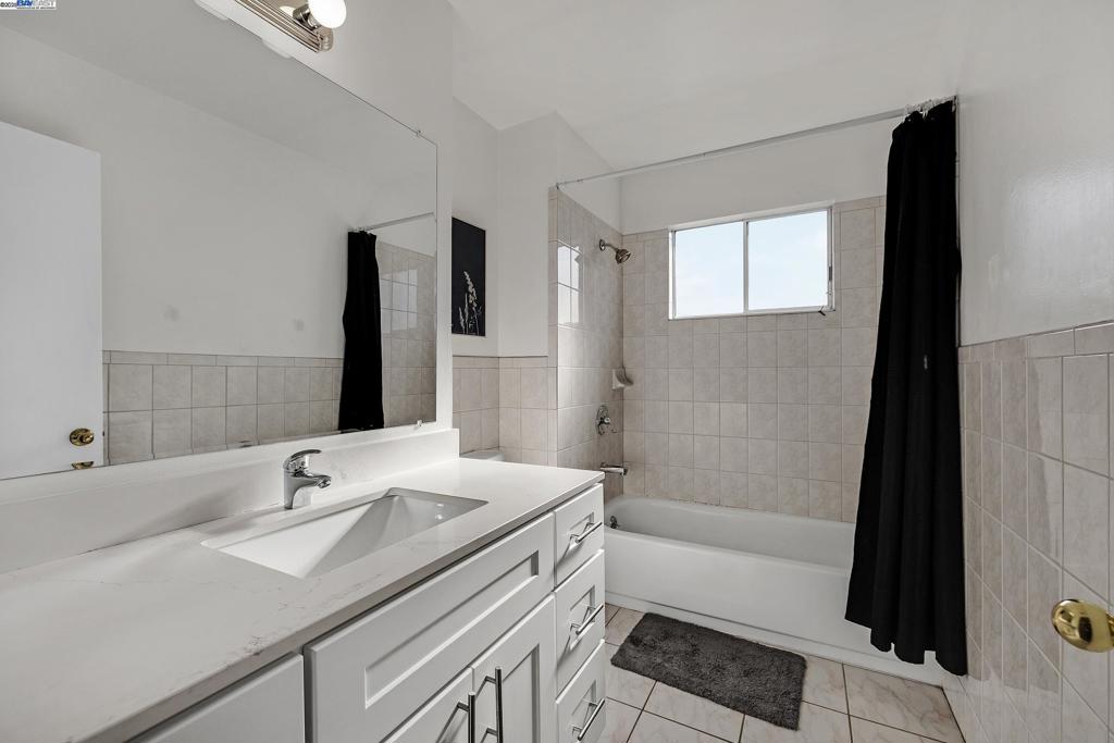 CASTRO VALLEY - Residential