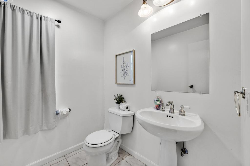 CASTRO VALLEY - Residential