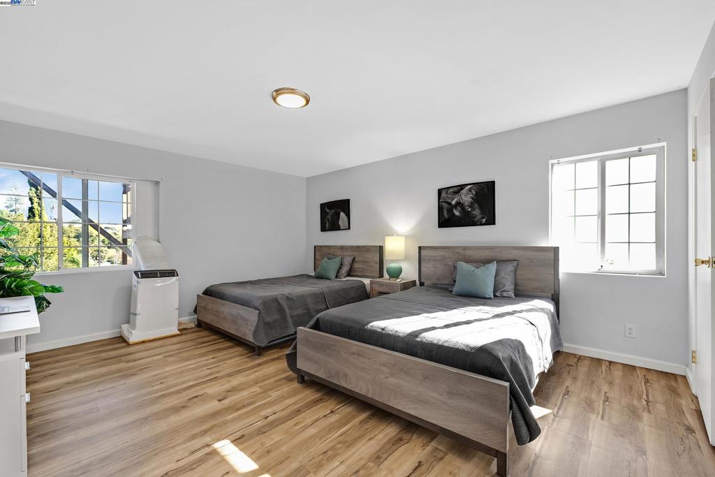 CASTRO VALLEY - Residential