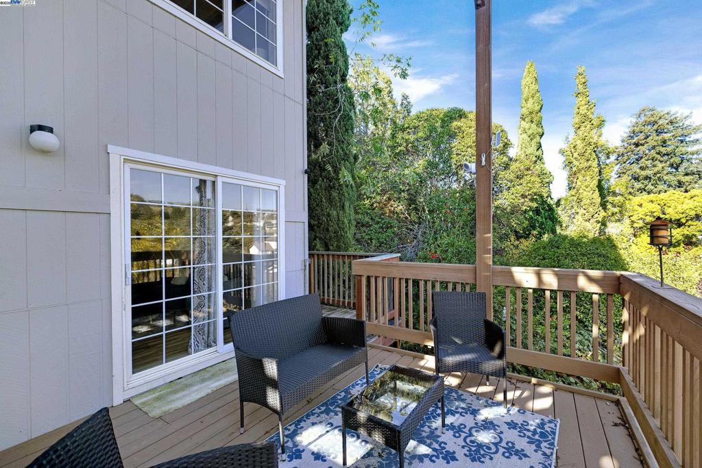 CASTRO VALLEY - Residential