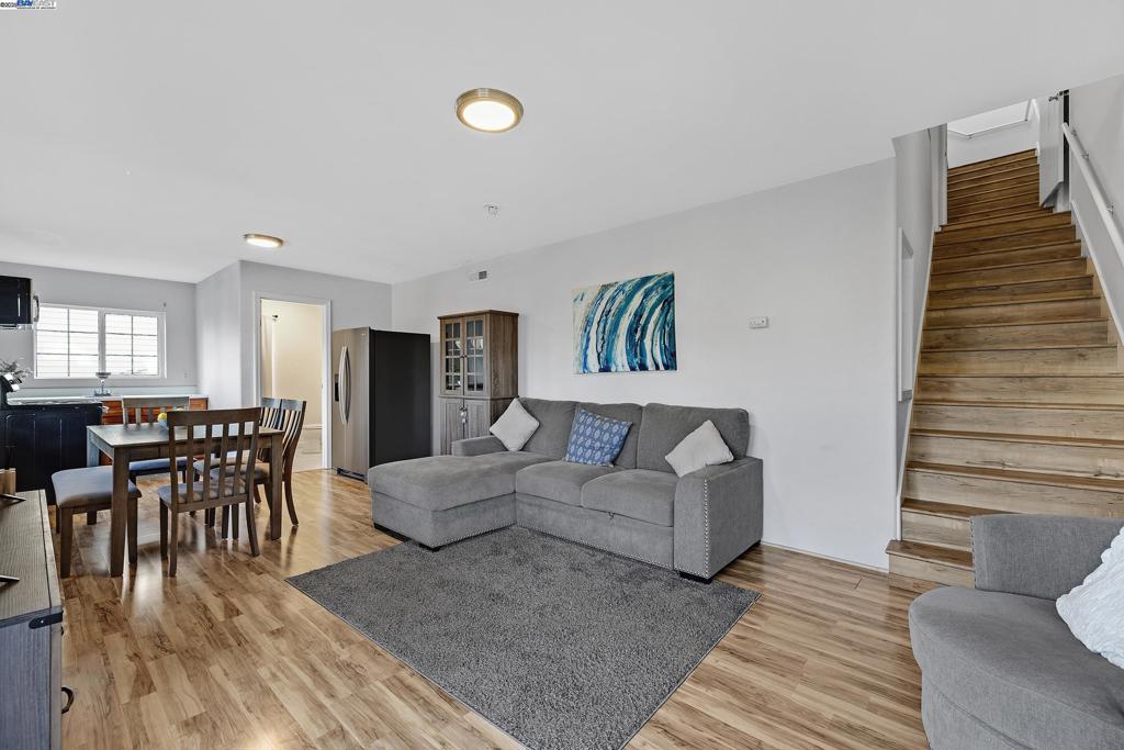 CASTRO VALLEY - Residential