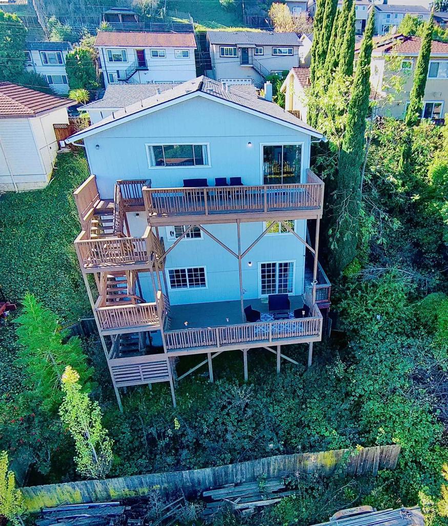 CASTRO VALLEY - Residential