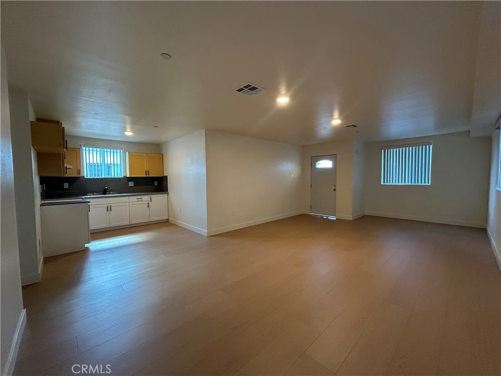 221 -223 W 106th