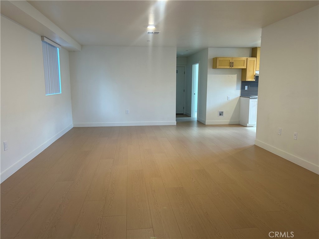 221 -223 W 106th
