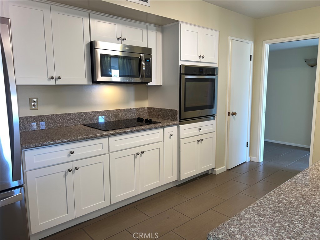 28101 Grosse Point Drive