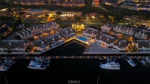 994 Bayside Cove 611 Newport Beach CA 92660