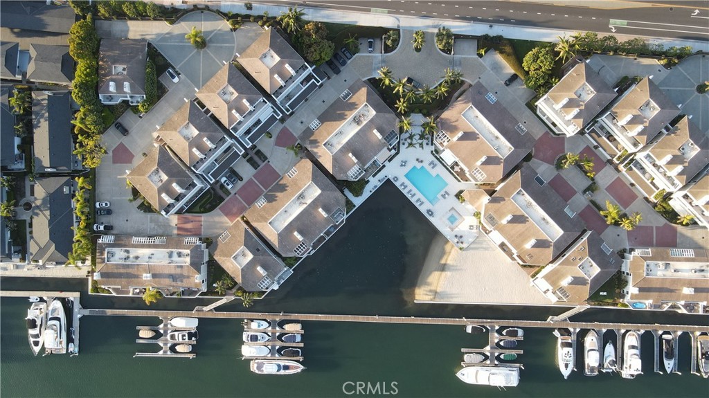 994 Bayside Cove 611