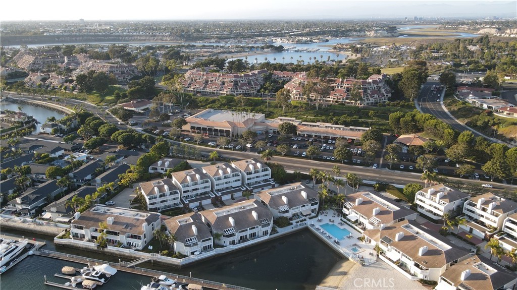 994 Bayside Cove 611