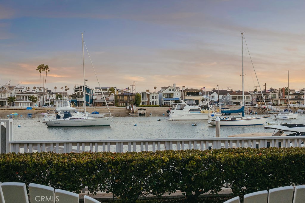 994 Bayside Cove 611