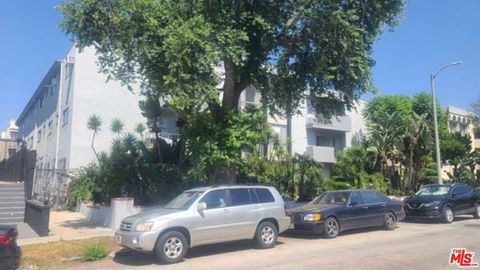 725 N Sweetzer Avenue Los Angeles CA 90069