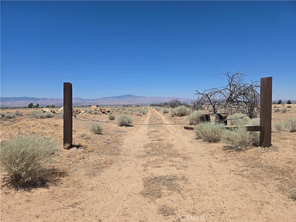 Don't miss the opportunity to own a good piece of the pie! This huge lot located in a peaceful area away from the noise and traffic of the city offers you the tranquility of beautiful sunsets and serene starry skies. Recreational areas such as Lake Hugues, Castaic Lake, Apollo Park etc. are nearby. Build your dream home here or keep it as a good investment, Using your imagination this piece of land could have so many uses! There might be electricity nearby as well as water, gas and telephone since there is a home situated a few steps from the lot. Not far from 138 Hwy and close to Fwy 5 to the West. Buyers and agents need to verify all information with City and Building department. Land sold as is.