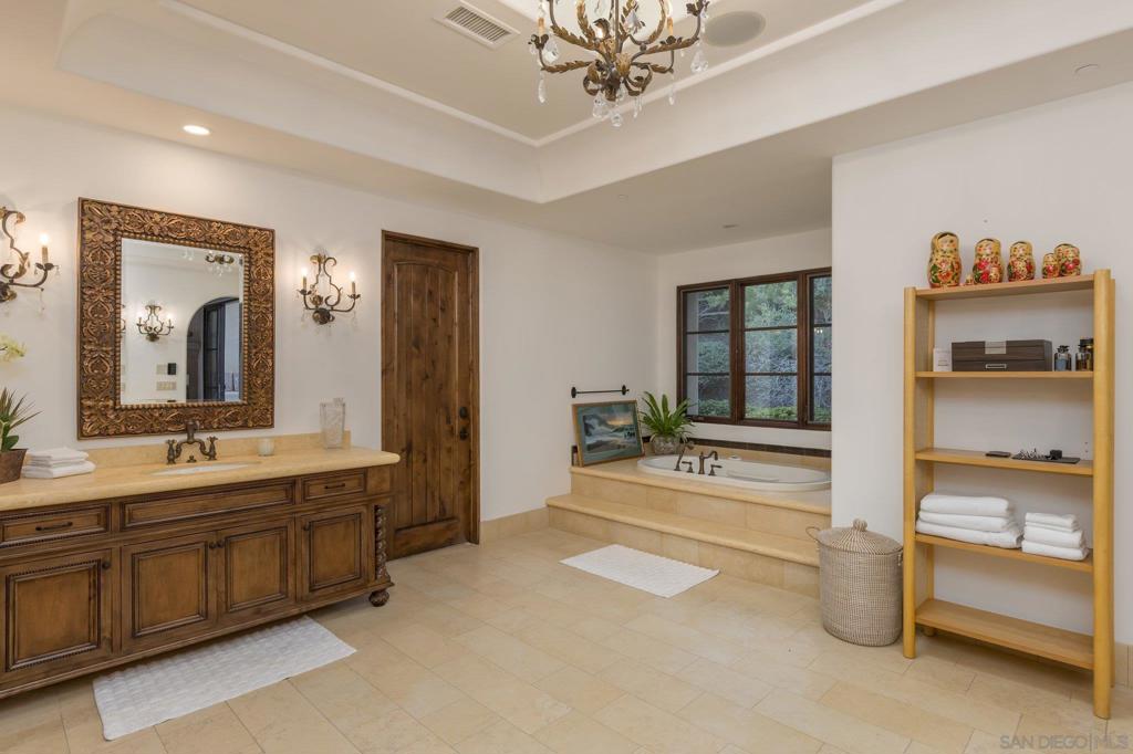 Rancho Santa Fe - Residential