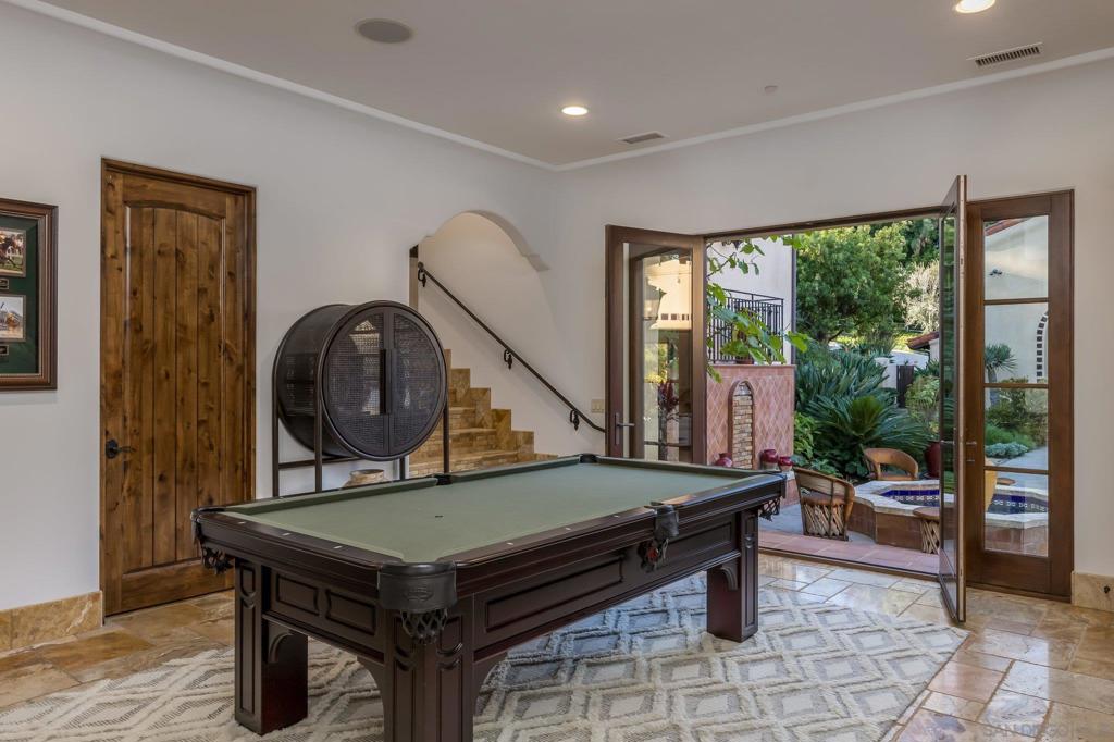 Rancho Santa Fe - Residential