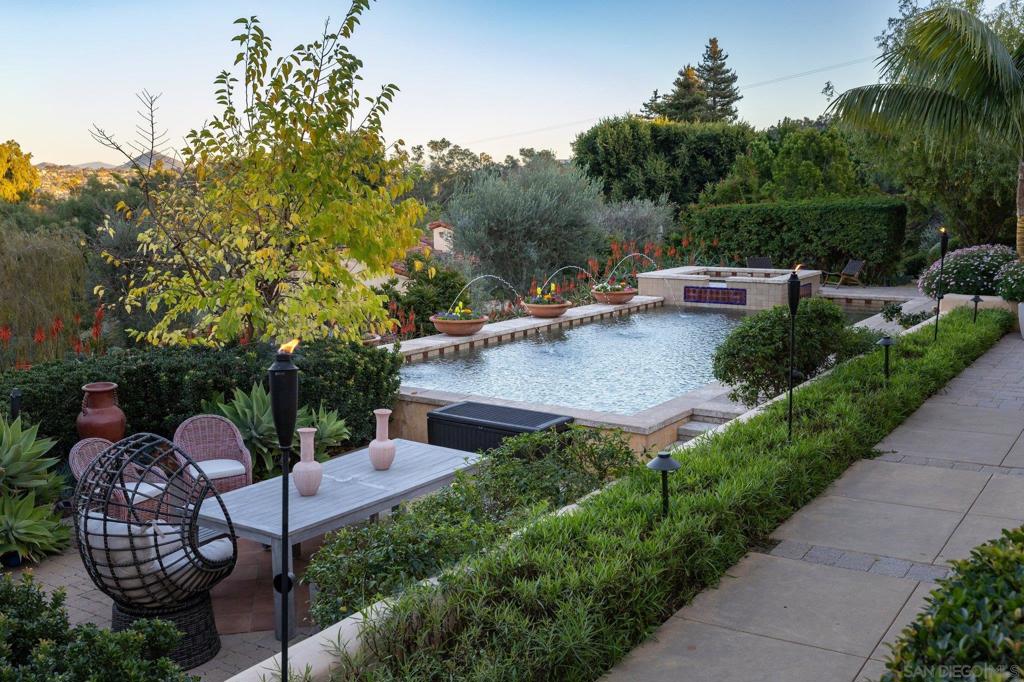 Rancho Santa Fe - Residential