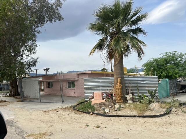 72865 La Canada Way