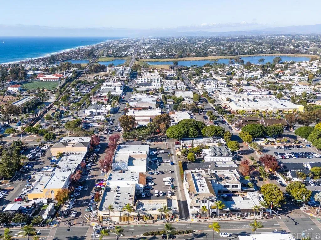Carlsbad, California 92008, United States, 2 Bedrooms Bedrooms, ,2 BathroomsBathrooms,Residential,Active,246834