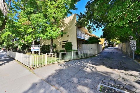 570 N Madison Pasadena CA 91101