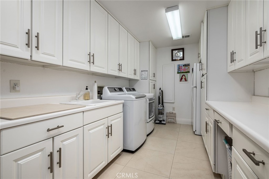 The Lakes Country Club (32429) - Residential