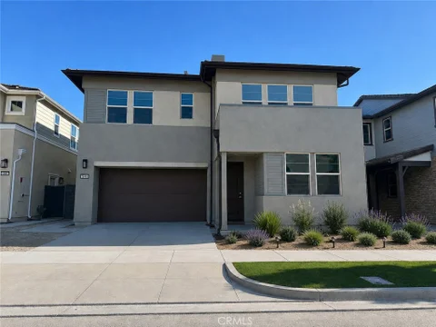 MLS: OC26184078
