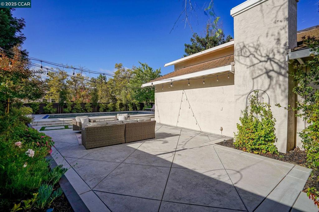 CANYON CREST - Residential