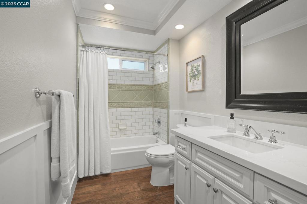 CANYON CREST - Residential