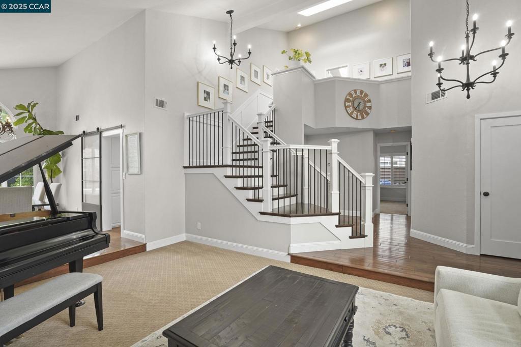 CANYON CREST - Residential