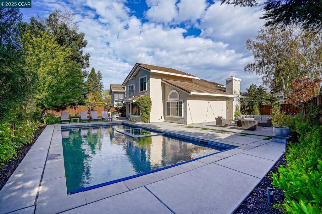 CANYON CREST - Residential