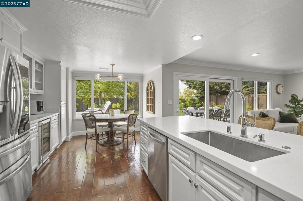 CANYON CREST - Residential